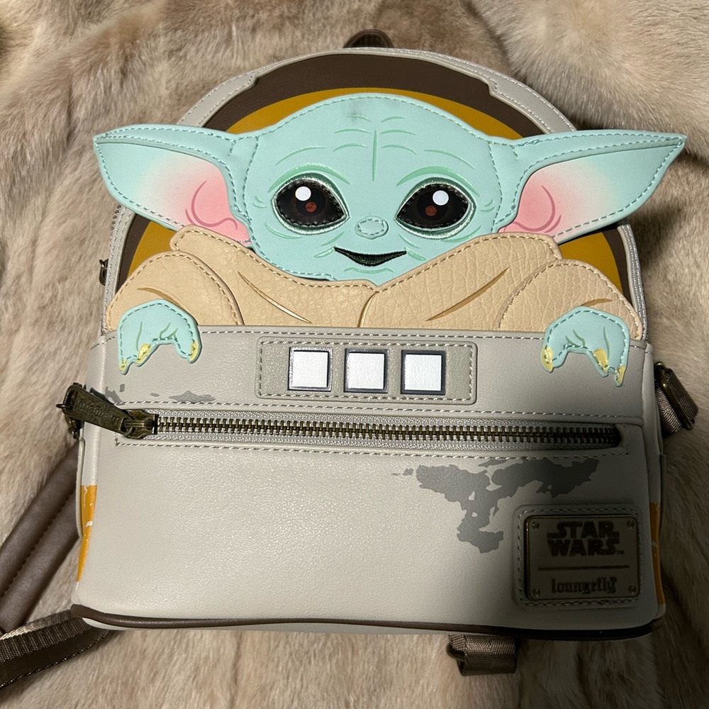 Disney Star Wars Loungefly The Child backpack